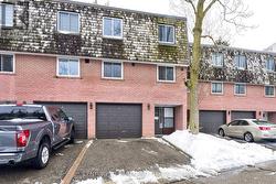 #83 - 2145 SHEROBEE ROAD  Mississauga, ON L5A 3G8