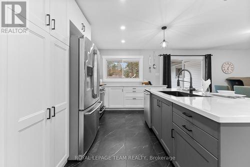 25 Frontenac Crescent, Deep River, ON - Indoor Photo Showing Kitchen