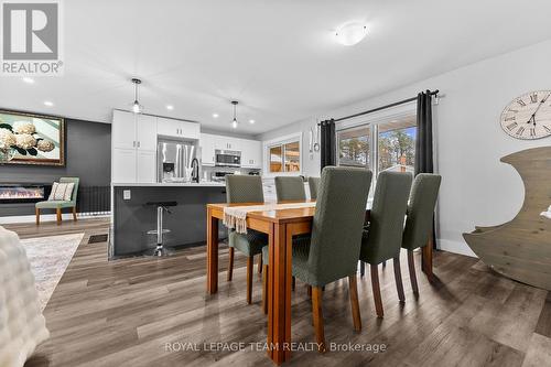 25 Frontenac Crescent, Deep River, ON - Indoor Photo Showing Dining Room