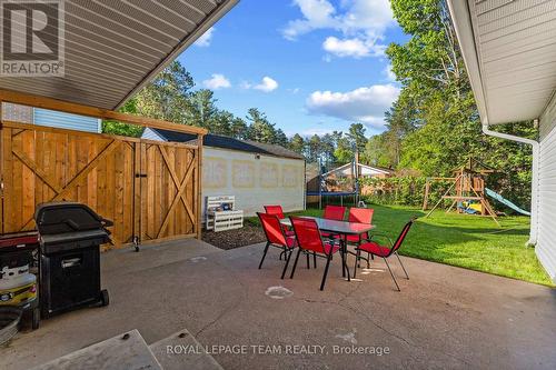 25 Frontenac Crescent, Deep River, ON 