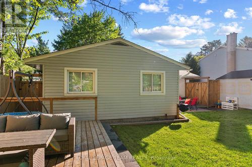 25 Frontenac Crescent, Deep River, ON 
