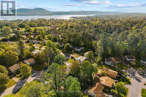 25 Frontenac Crescent, Deep River, ON 