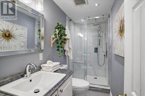 148 Adele Crescent, Oshawa, ON - Indoor Photo Showing Bathroom