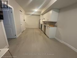716 - 3220 WILLIAM COLTSON AVENUE Oakville, ON L6H 7X9