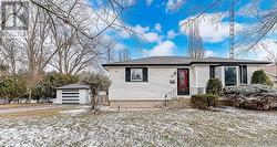 MAIN - 19 HERBERT AVENUE Oshawa, ON L1G 3Y7