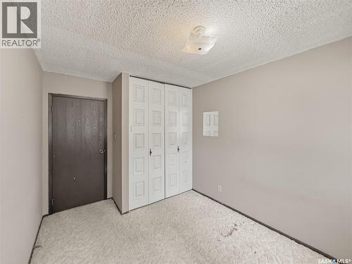231 Elliott Place, Swift Current, SK - Indoor Photo Showing Other Room