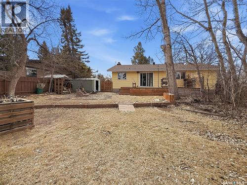 231 Elliott Place, Swift Current, SK - Outdoor