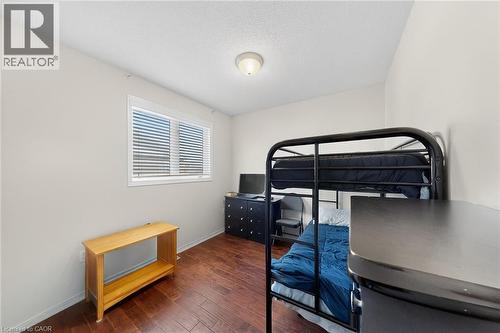 33 Panorama Way, Hamilton, ON - Indoor Photo Showing Bedroom