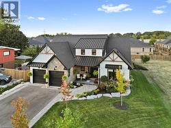 253 CENTRAL Avenue Grimsby, ON L3M 1X6