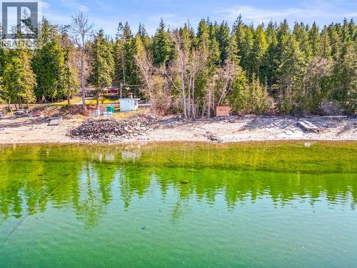3071 Cedar Drive, Blind Bay, BC 