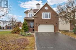 38 BRIERMOOR CRESCENT Ottawa, ON K1T 3G4