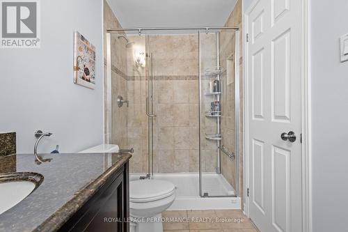 219 Switzer Avenue, Ottawa, ON - Indoor Photo Showing Bathroom