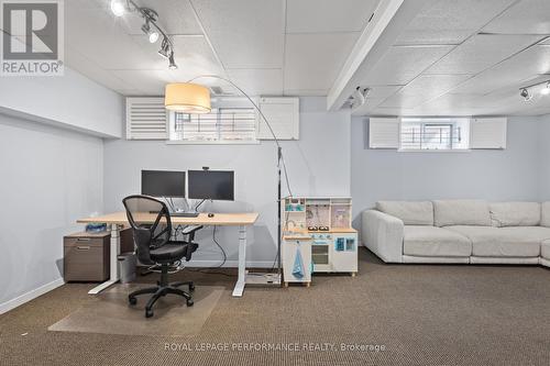 219 Switzer Avenue, Ottawa, ON - Indoor