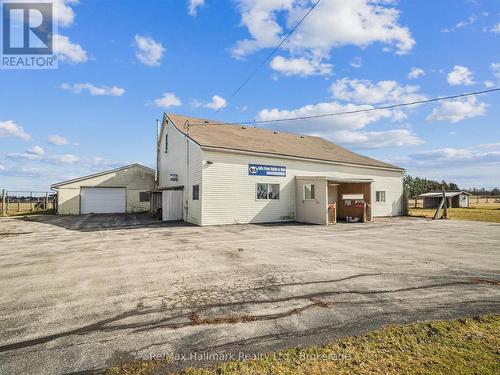 232 Eighth Road E, Hamilton, ON 