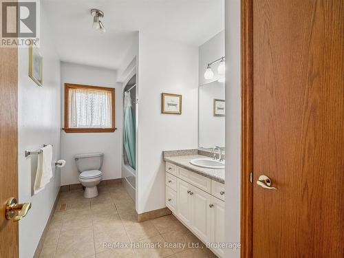 232 Eighth Road E, Hamilton, ON 