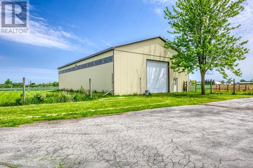 232 Eighth Road E, Hamilton, ON 