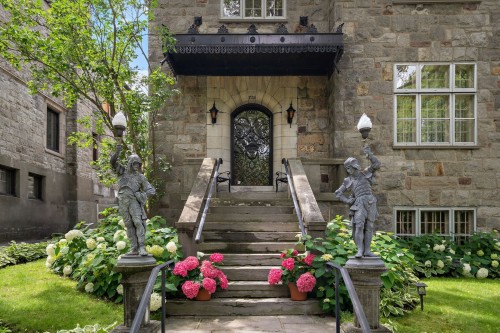 Entrée extérieure - 728 Av. Pratt, Montréal (Outremont), QC - Outdoor With Fireplace