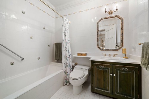 Salle de bains attenante à la CCP - 728 Av. Pratt, Montréal (Outremont), QC - Indoor Photo Showing Bathroom