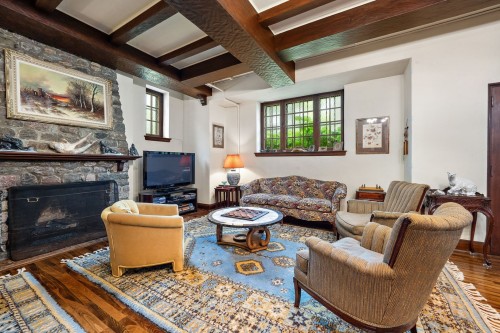 Autre - 728 Av. Pratt, Montréal (Outremont), QC - Indoor Photo Showing Living Room With Fireplace