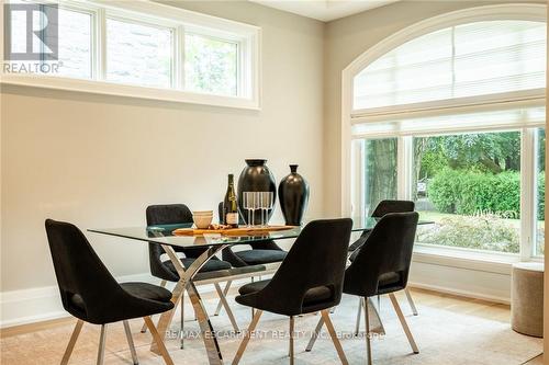 385 Pine Cove Road, Burlington, ON - Indoor