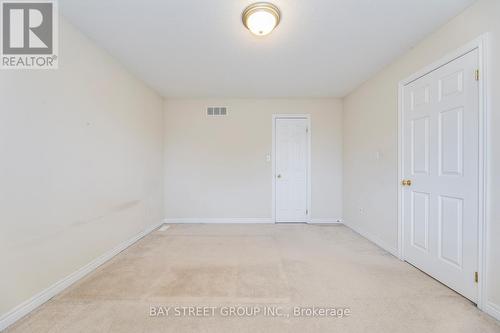 5218 Garland Crescent, Burlington, ON - Indoor Photo Showing Other Room