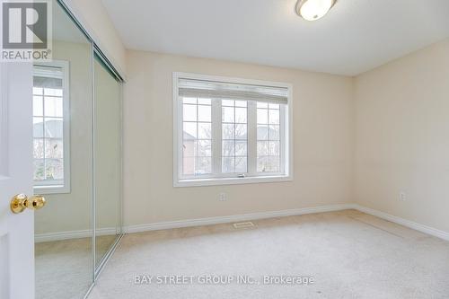 5218 Garland Crescent, Burlington, ON - Indoor Photo Showing Other Room