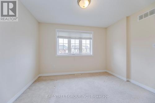 5218 Garland Crescent, Burlington, ON - Indoor Photo Showing Other Room