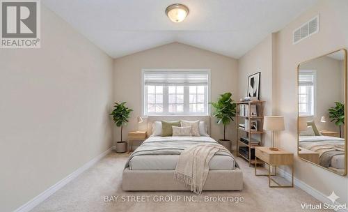 5218 Garland Crescent, Burlington, ON - Indoor Photo Showing Bedroom