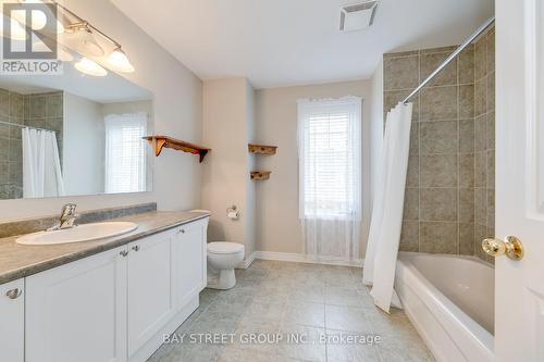 5218 Garland Crescent, Burlington, ON - Indoor Photo Showing Bathroom