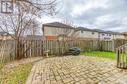 5218 Garland Crescent, Burlington, ON - Outdoor