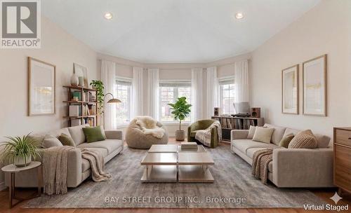 5218 Garland Crescent, Burlington, ON - Indoor Photo Showing Living Room