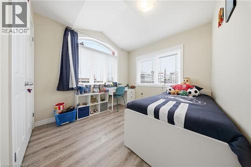 1220 Riverbend Road Unit# 105, London, ON - Indoor Photo Showing Bedroom