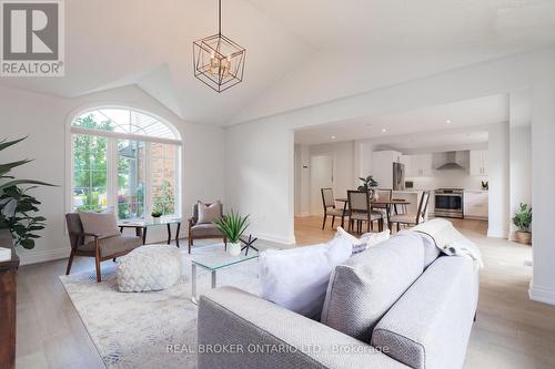 83 BENEDICT PLACE  Hamilton, ON L9A 0A4