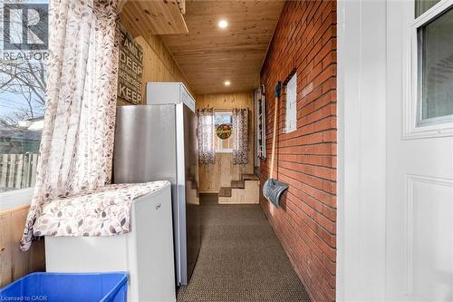 121 Edgemont Street N, Hamilton, ON - Outdoor With Exterior