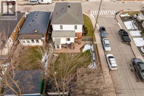 121 Edgemont Street N, Hamilton, ON - Outdoor