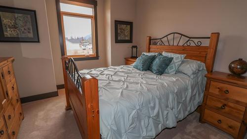 100 Forest Crowne Crescent, Kimberley, BC - Indoor Photo Showing Bedroom