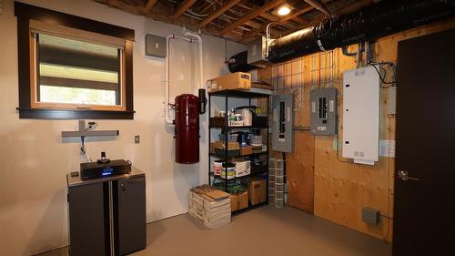 100 Forest Crowne Crescent, Kimberley, BC - Indoor Photo Showing Basement