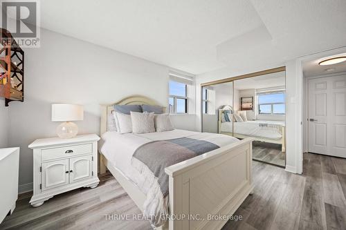 803 - 600 Talbot Street, London East (East F), ON - Indoor Photo Showing Other Room