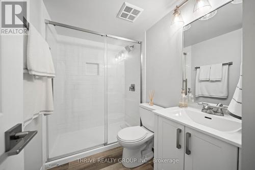 803 - 600 Talbot Street, London East (East F), ON - Indoor Photo Showing Bathroom