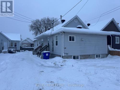 39 MAPLE STREET N  Timmins (Tne - Central), ON P4N 6B3