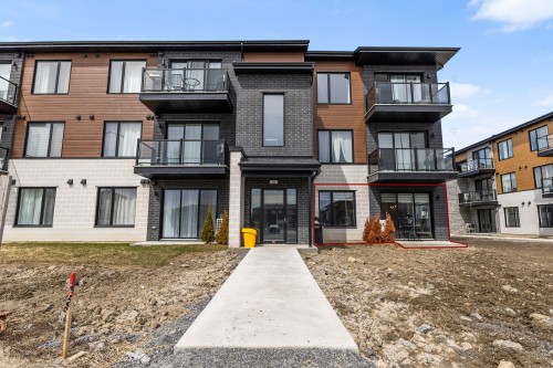 101-136 Rue Michel-Choinière  Salaberry-De-Valleyfield, QC J6S 0R6
