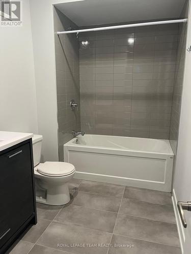149 Willow Street, Ottawa, ON - Indoor Photo Showing Bathroom