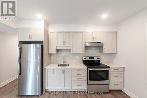 149 Willow Street, Ottawa, ON - Indoor Photo Showing Kitchen