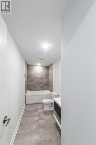 149 Willow Street, Ottawa, ON - Indoor