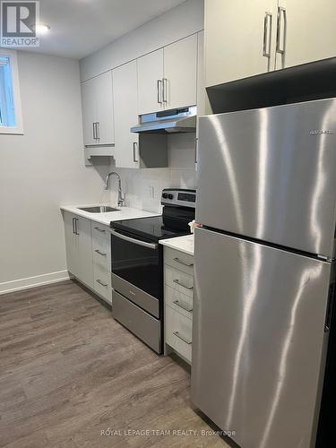 149 Willow Street, Ottawa, ON - Indoor Photo Showing Kitchen