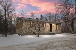 71 Ch. de la Colline Stoneham-Et-Tewkesbury, QC G3C 0P8