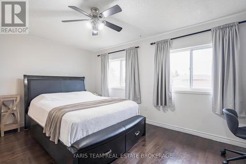 47 Bibby Court, Barrie, ON - Indoor Photo Showing Bedroom