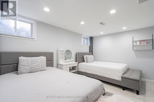 47 Bibby Court, Barrie, ON - Indoor Photo Showing Bedroom