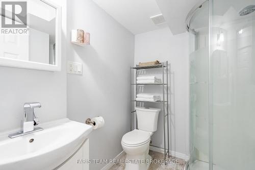 47 Bibby Court, Barrie, ON - Indoor Photo Showing Bathroom