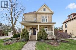 16 HAMPTON Street  Elmira, ON N3B 1X9